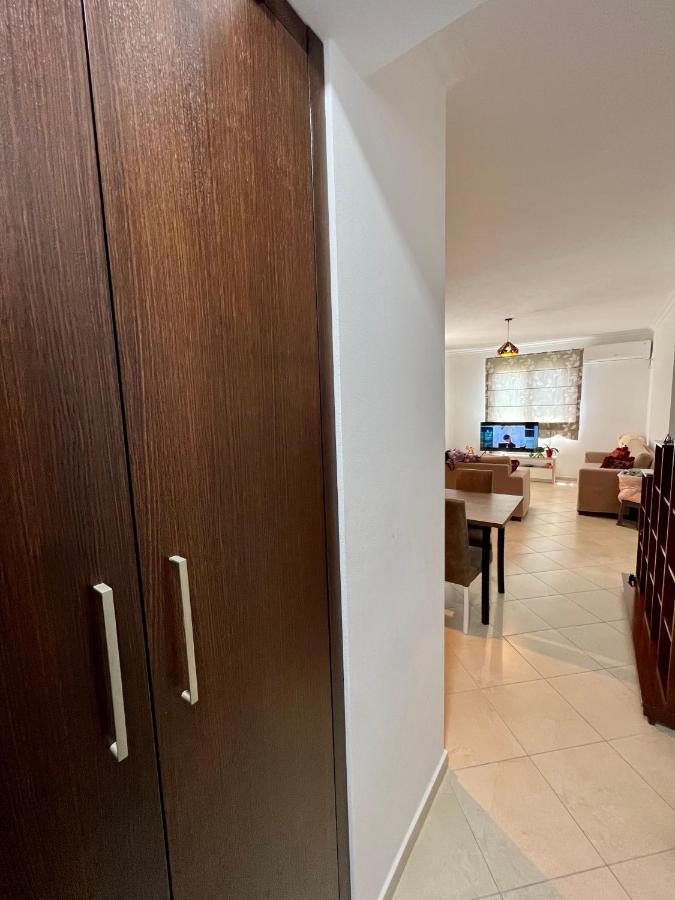 Sunshine Apartment Sarande Bagian luar foto